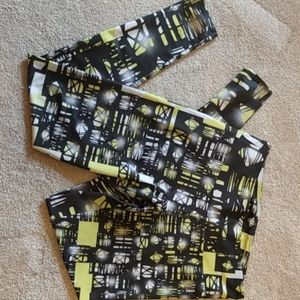 Onzie "Queen Bee"  leggings